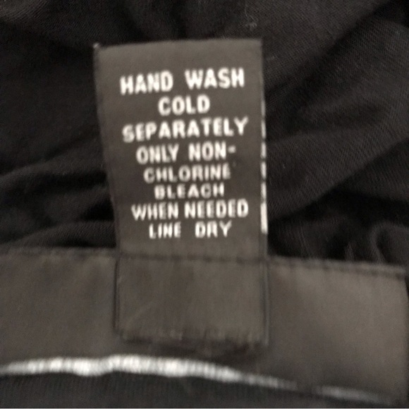 Beautiful INC Black Top Medium - Picture 2 of 6